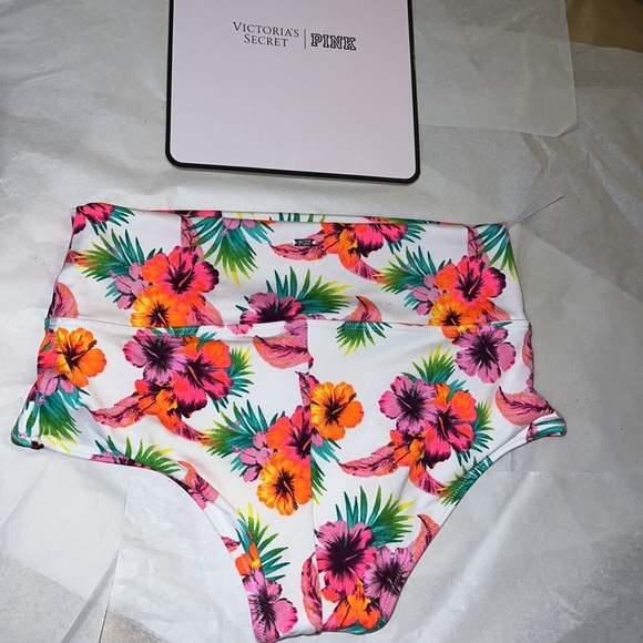 (M) PINK Victoria's Secret SWIM HIGH WAIST SHORTIE - Picture 10 of 10